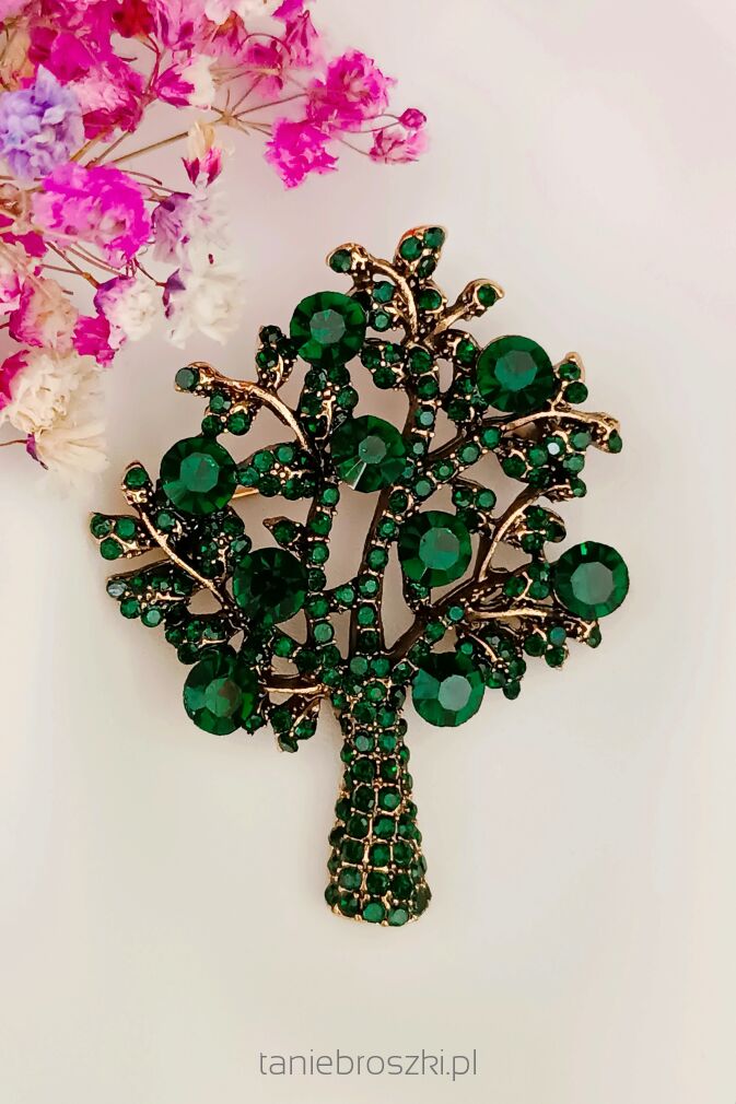 Ciemne zielone drzewko