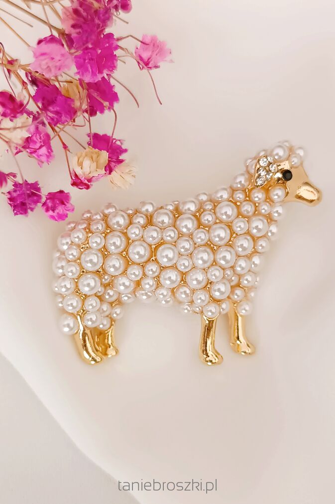 Piękny baranek z perełkami