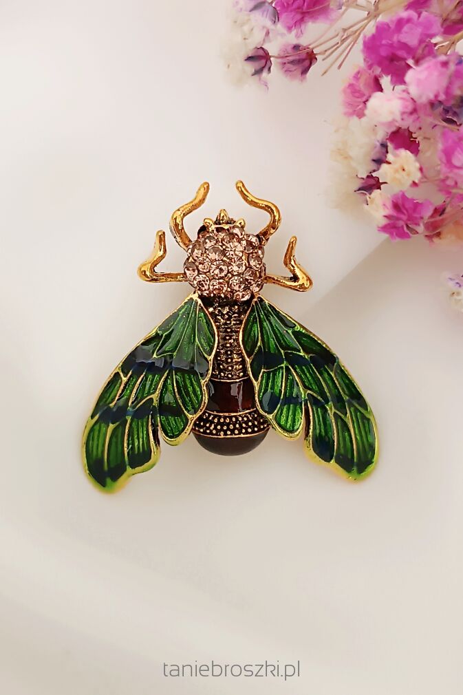 Piękna zielona pszczoła