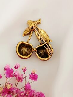 Śliczne czerwone wiśnie - 2