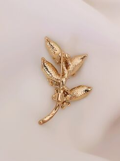 Delikatna kobieca broszka - 3