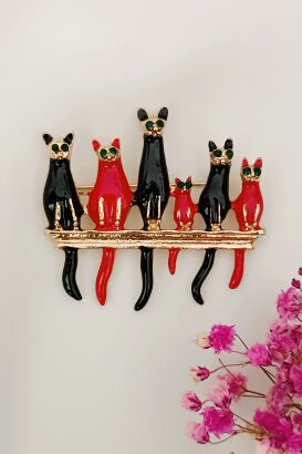 Czerwono czarne koty