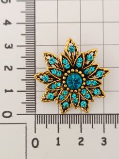 Niebieska broszka w kształcie gwiazdki - 2